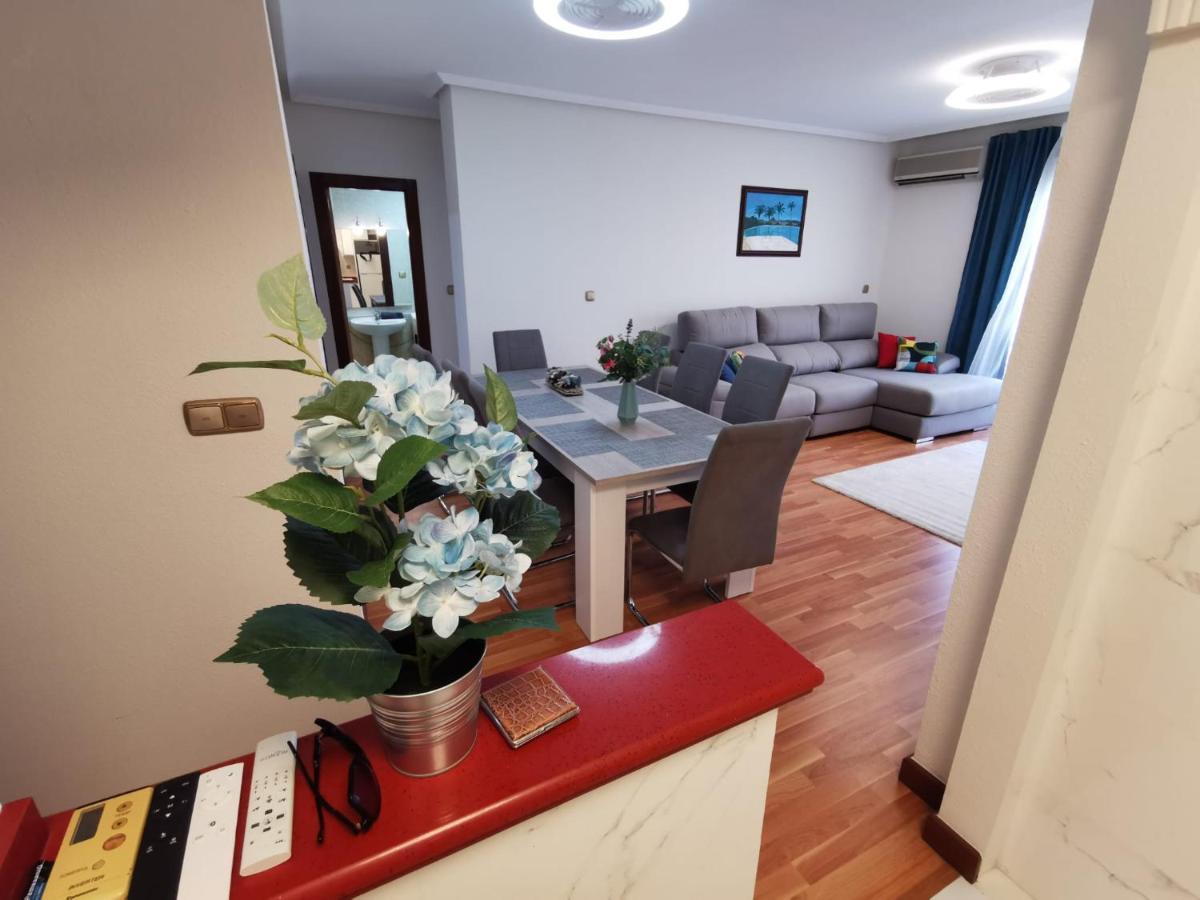 Bonita Apartamento Torrevieja Esterno foto